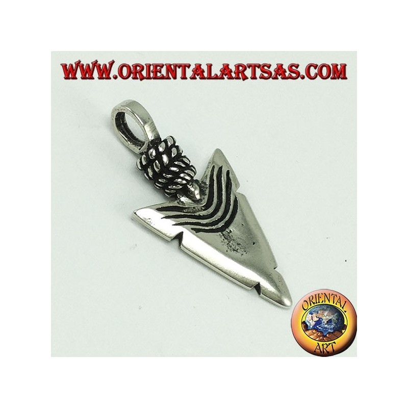 Pendentif en argent: pointes de flèches d'amérindienne