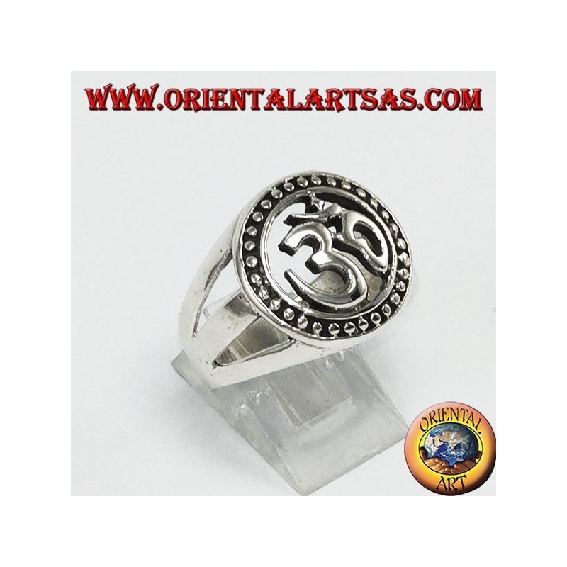 Anillo de plata, sílaba Oṃ el más sagrado