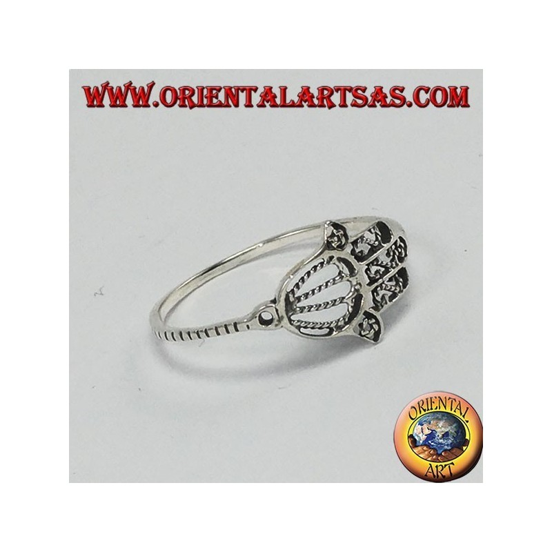 Anillo de plata con una mano de Fátima, pequeña