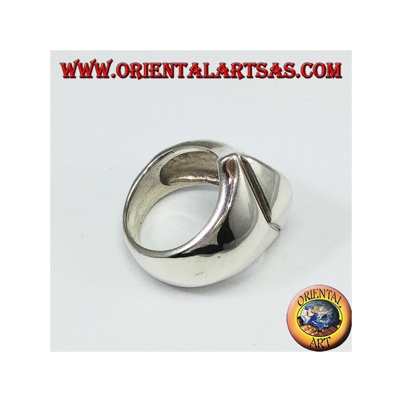 Anello in argento piramide con base a rombo