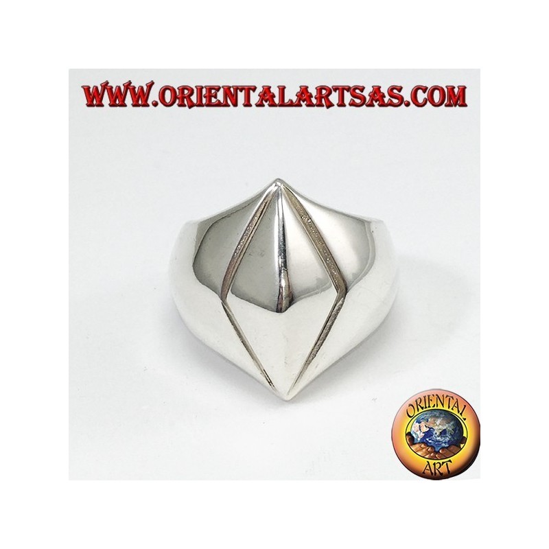 Anello in argento piramide con base a rombo
