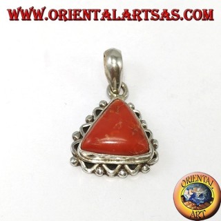 Colgante de plata con coral triangular tibetano