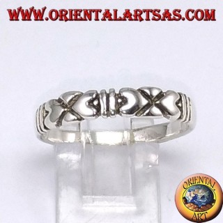 Anello d'argento , con cuori contrapposti