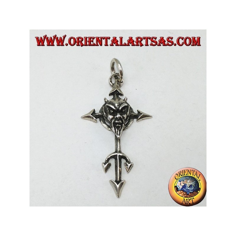 Pendentif en argent le visage du diable sur la croix