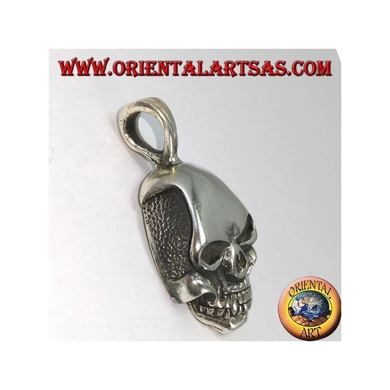 Colgante de plata en forma de calavera