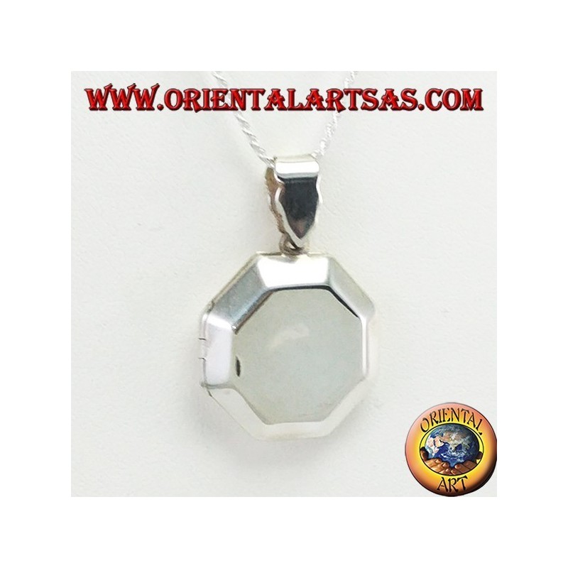 Pendant in silver octagonal photo frame