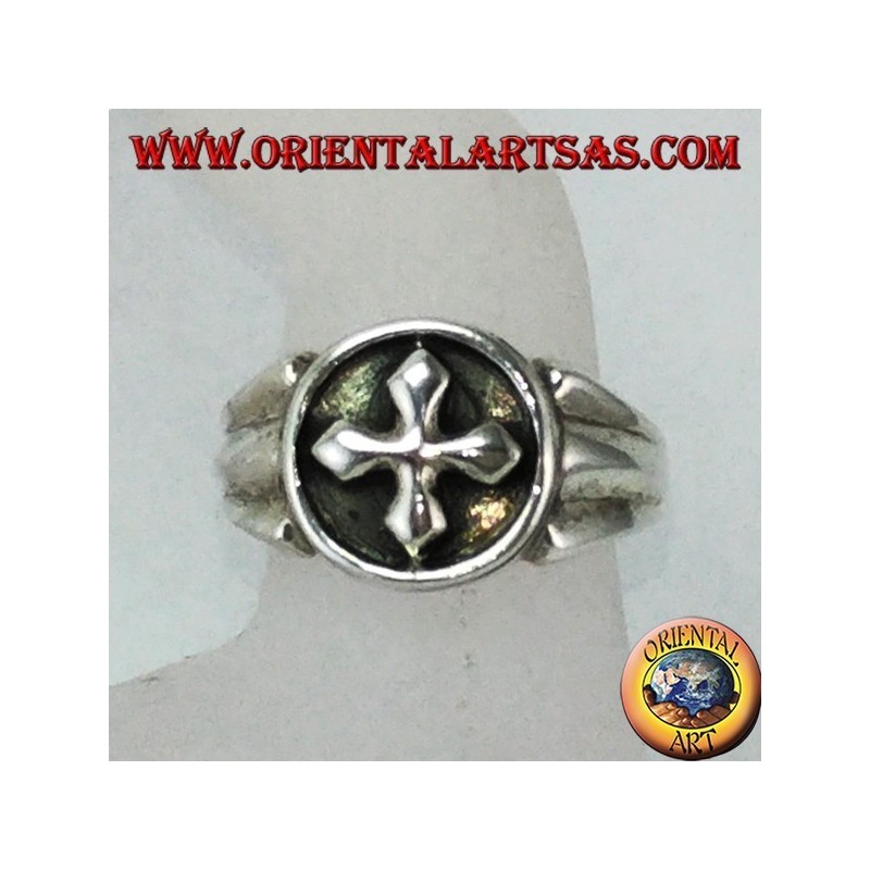 Silberring mit griechischem Kreuz