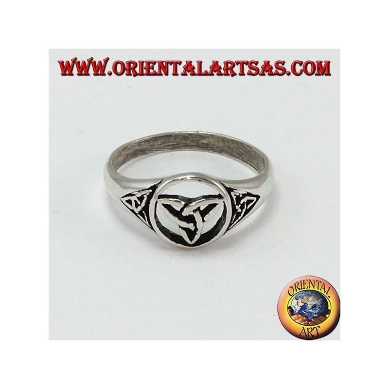 Silberring mit drei Knoten Tyrone (keltischer Knoten)