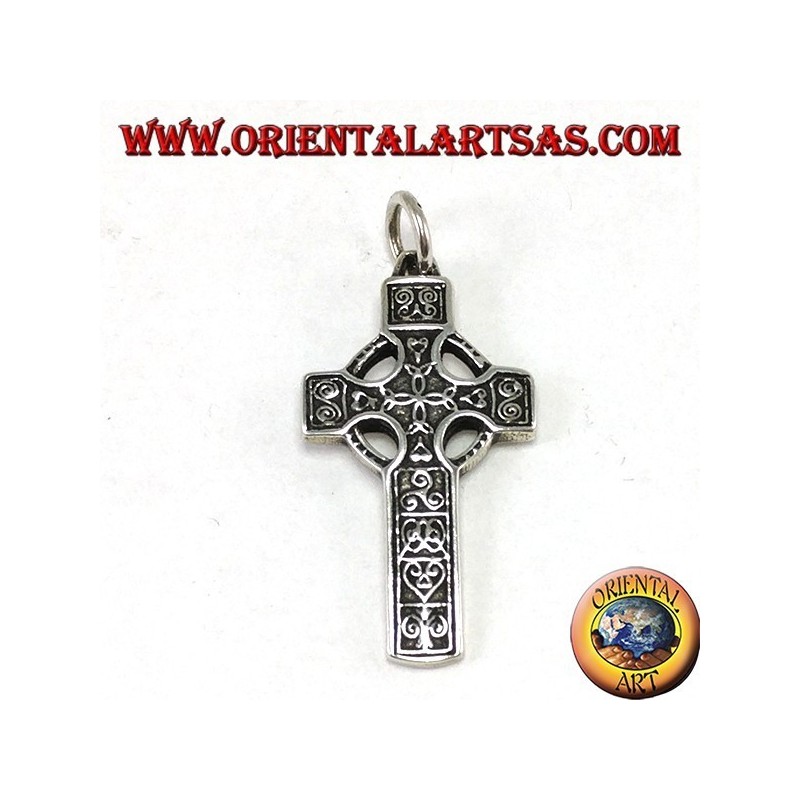 Silver pendant, Celtic cross with 4 central tyron knots