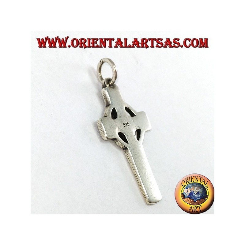 Pendentif en argent, croix celtique avec 4 noeuds de tyron central