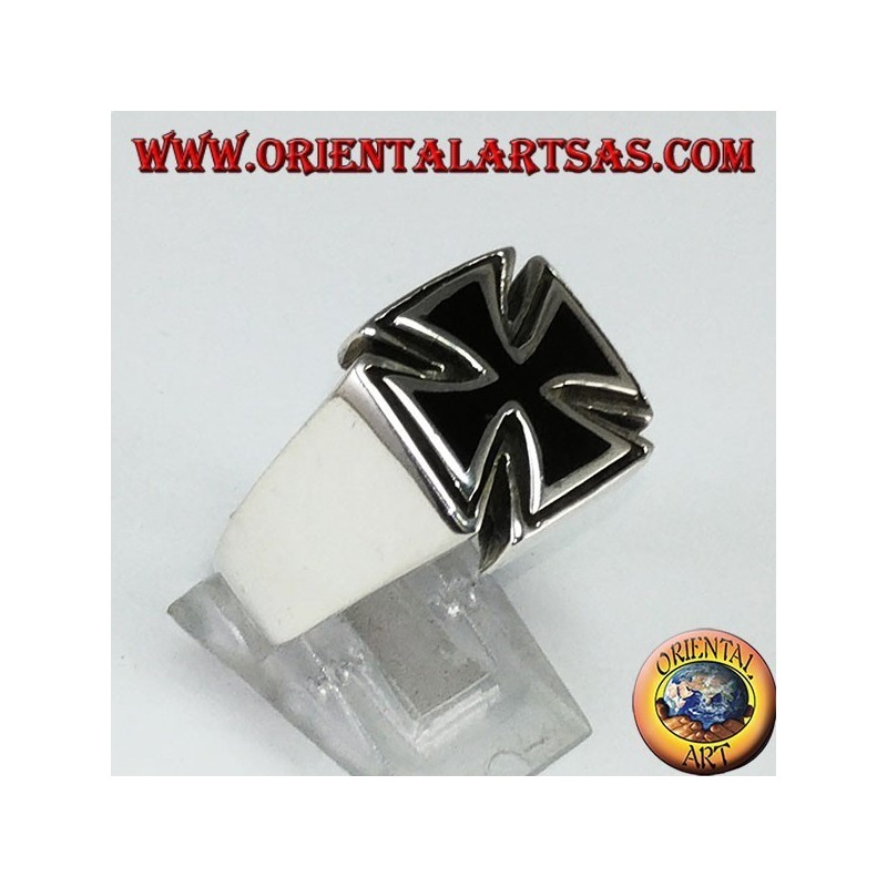 Bague en argent avec croix de Malte et onyx synthétique