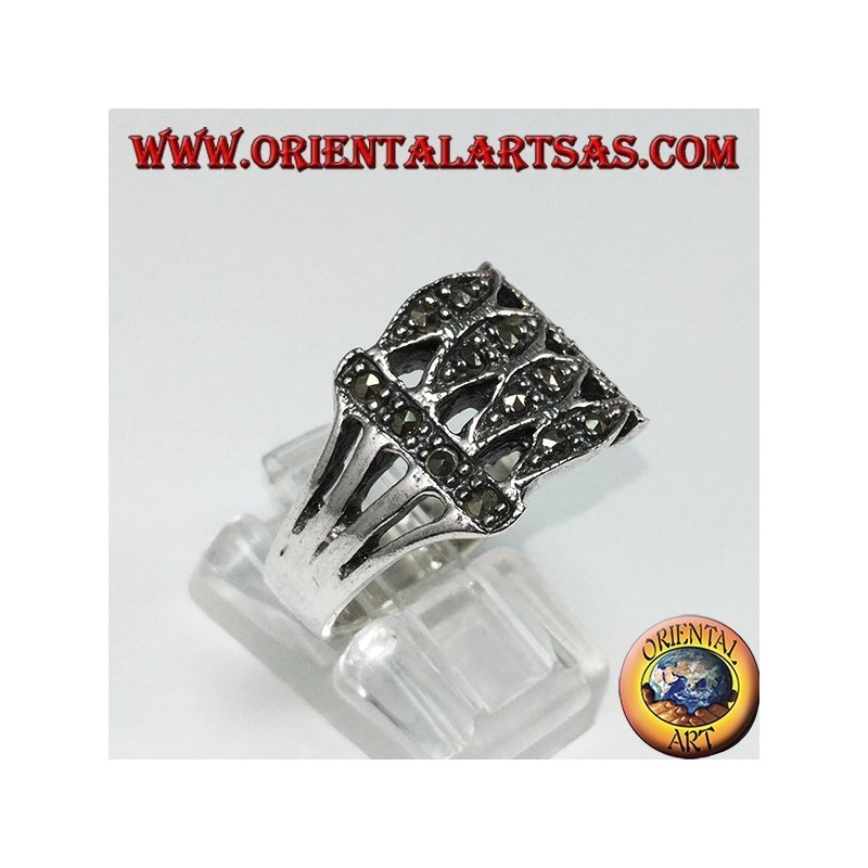 Bague en argent avec marcassite avec 4 ellipses parallèles
