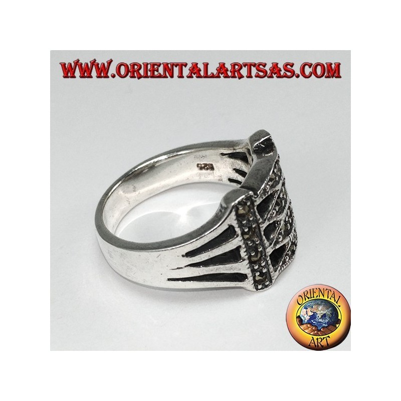 Anello in argento con marcasite a 4 ellissi parallelin argento , con marcasite