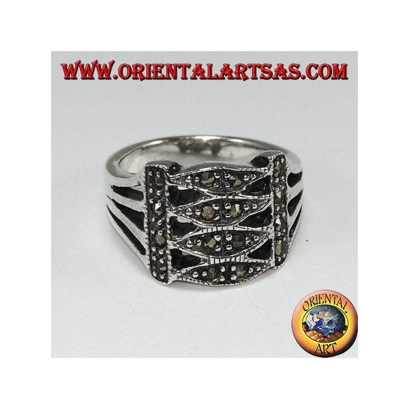 Anello in argento con marcasite a 4 ellissi parallelin argento , con marcasite