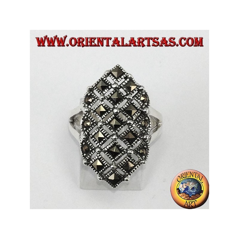Anello in argento  con marcasite quadrate