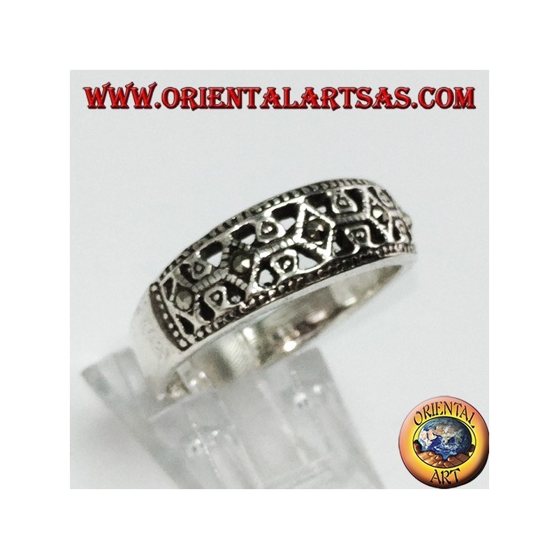 Anillo de plata con marcasita en rombos