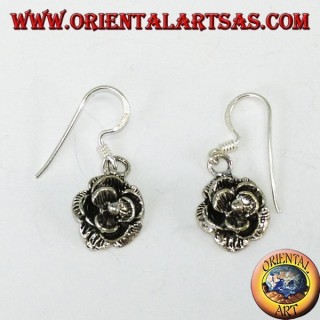 Pendientes colgantes de plata en forma de rosas