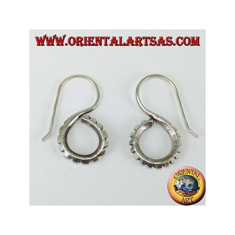 Boucles d'oreilles en argent sculpté à la main S tribal Karen