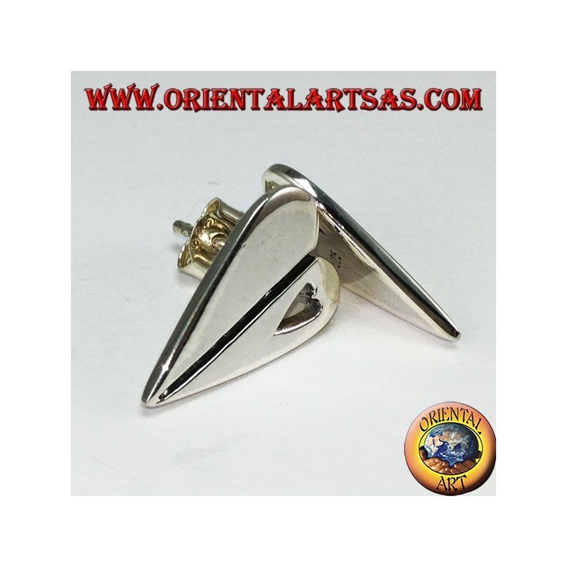 Orecchini da lobo in argento a forma di cuore, con un piccolo cuore traforato