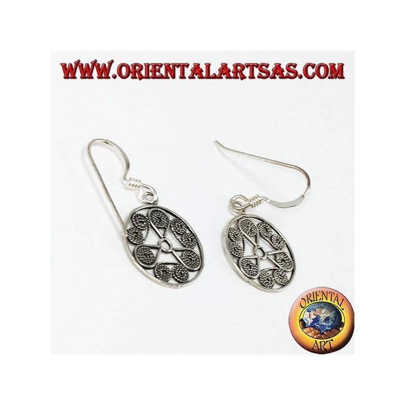 Boucles d'oreilles pendantes en argent en forme ronde avec une finition en filigrane