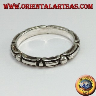 Bague tribal en argent avec incision de bille alternée