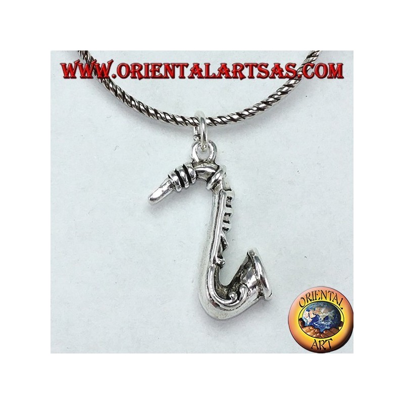 Pendentif représentant un saxophone saxophone en argent 925