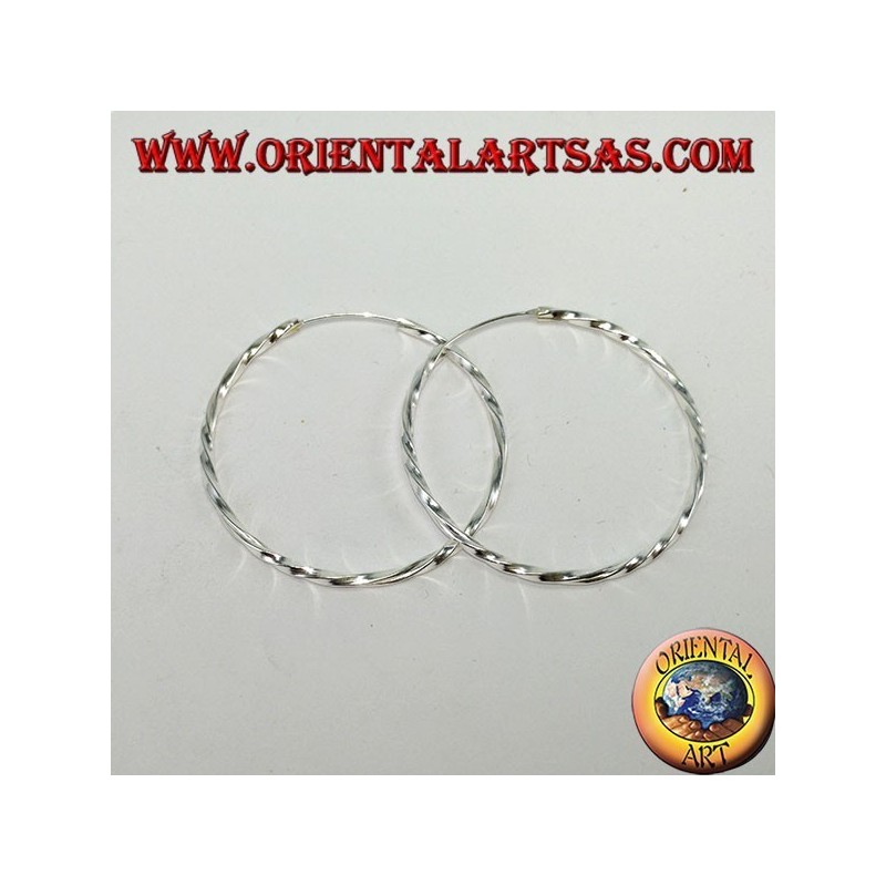 Boucles d'oreilles en argent avec un cercle torsadé, 40 mm. en diamètre ⌀