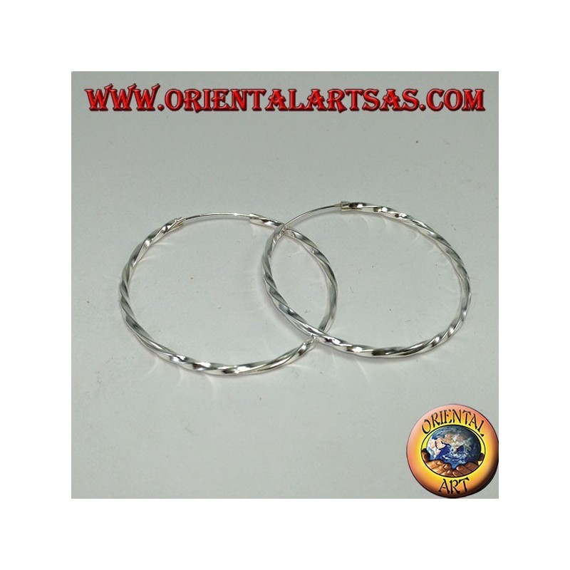 Pendientes de plata con círculo retorcido, 40 mm. de diámetro ⌀