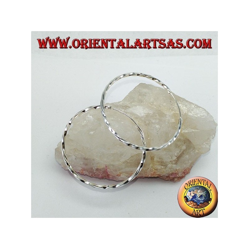 Orecchini in argento a cerchio attorcigliato da 40 mm. di diametro ⌀