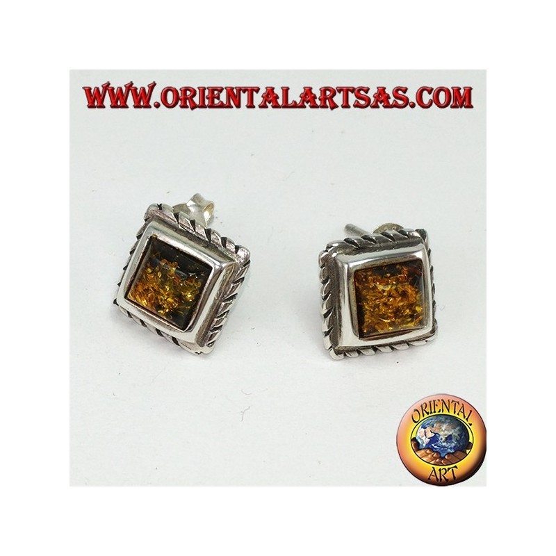 Orecchino a lobo con Ambra verde quadrata in argento