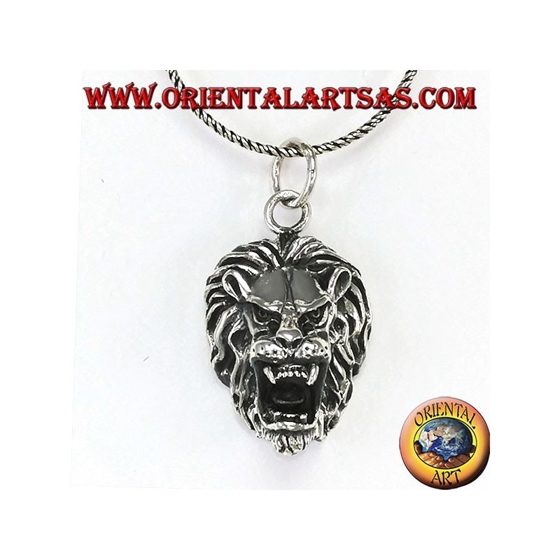 Pendentif en argent avec une tête de lion agressive