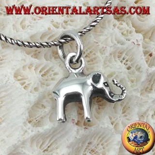 Petit pendentif éléphant en argent avec proboscis