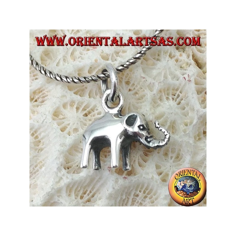 Ciondolo in argento piccolo elefante con proboscide in su