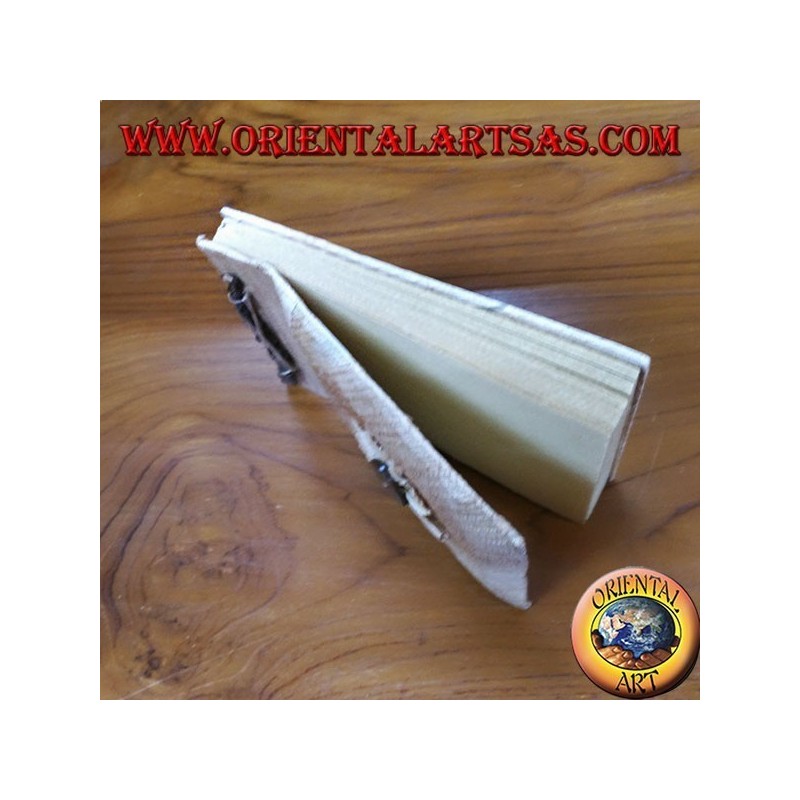 Cuaderno en papel de arroz con cubierta cuadrada de corteza (mediana)