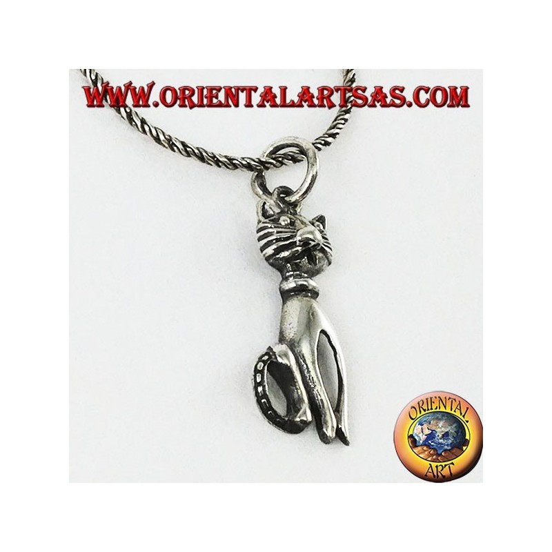Pendentif en argent le chat avec une moustache