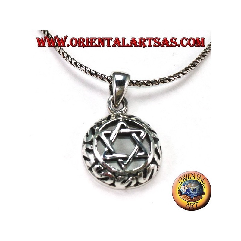 Silver pendant with a star of David intertwined with six points with decorations around