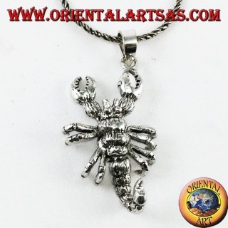Pendentif Scorpion en argent avec 7 pièces mobiles. tridimensionnel