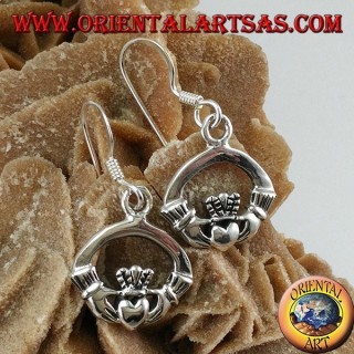 Orecchino d'argento celtico di Claddagh