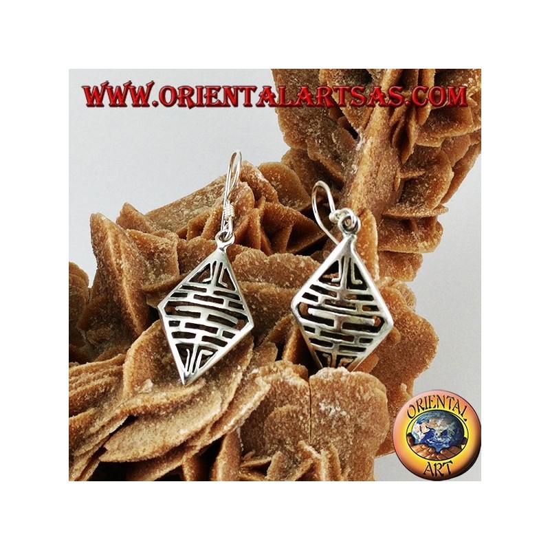 Drop earrings in silver with perforated rhombus
