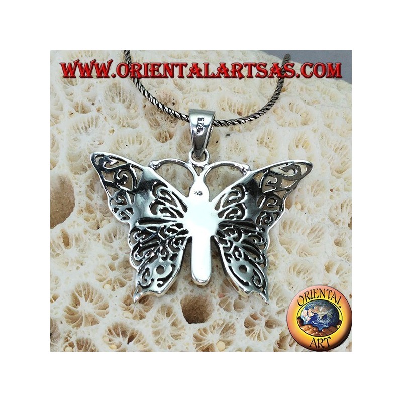 Pendentif en argent sous la forme d'un grand papillon