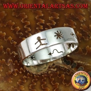 Anillo de plata tallado a mano