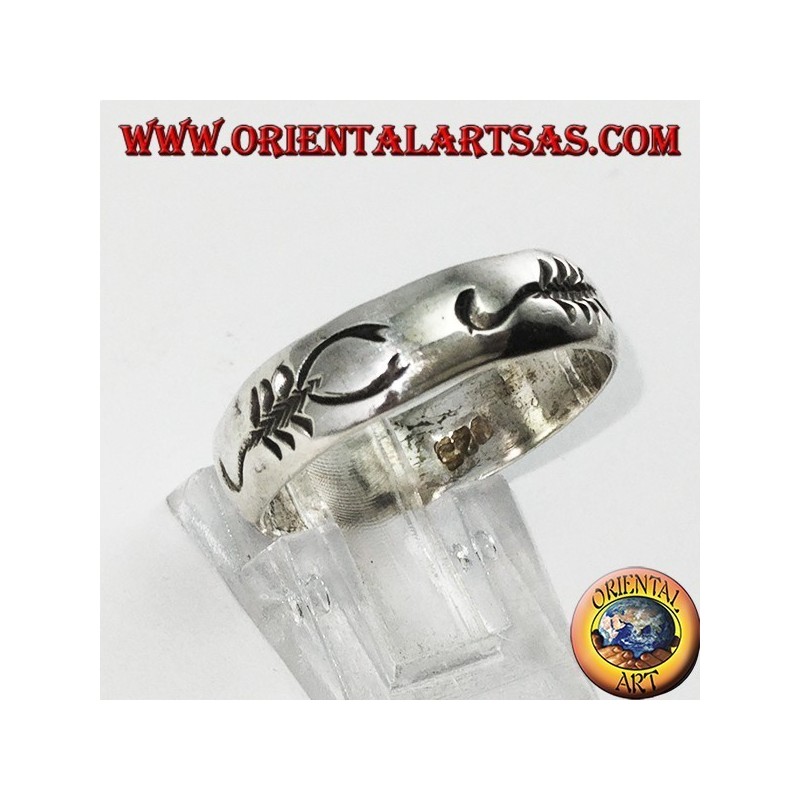 Silver band ring with inlaid scorpion