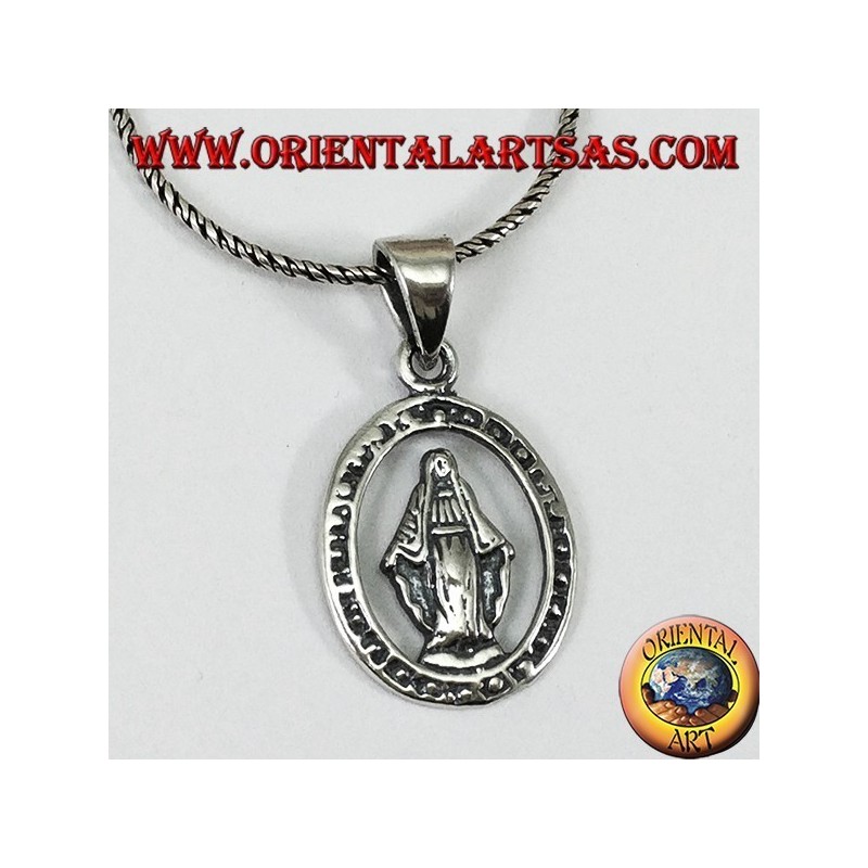 Colgante de plata con la Virgen de Lourdes