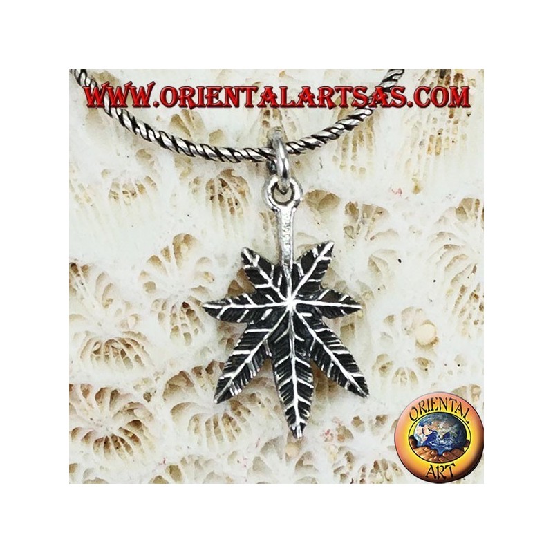 Pendentif en argent, feuille de chanvre cannabis