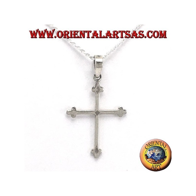 Silver pendant with simple anchored cross