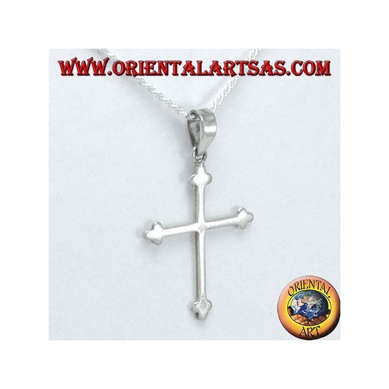 Silver pendant with simple anchored cross