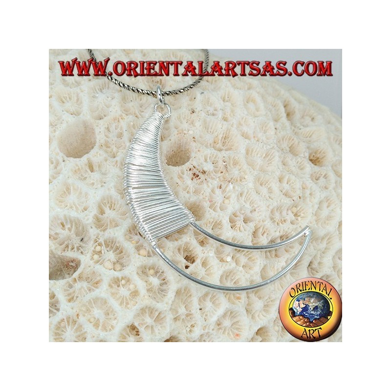 Pendentif lune d'argent fait à la main