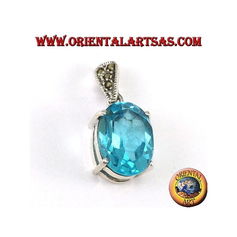 Silberanhänger mit oval-blauem Topas-Set