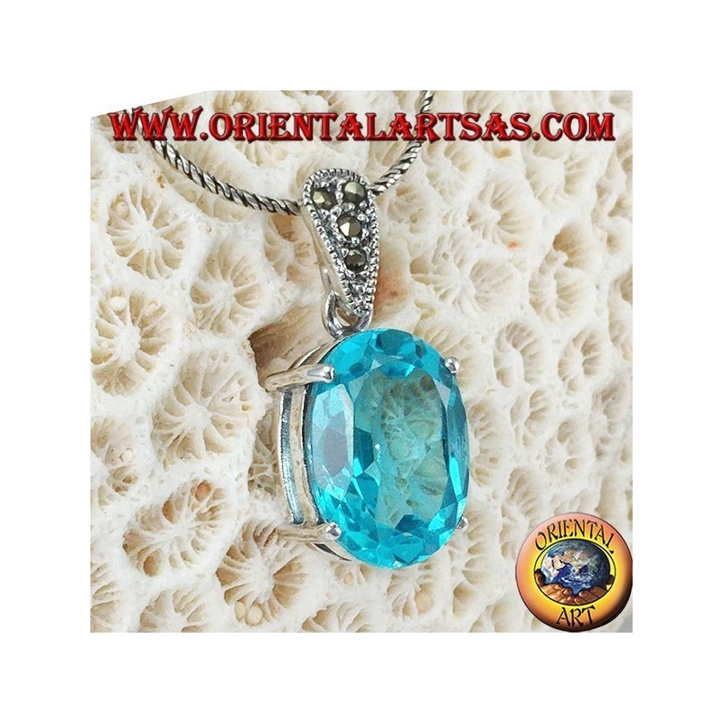 Colgante de plata con topacio azul ovalado