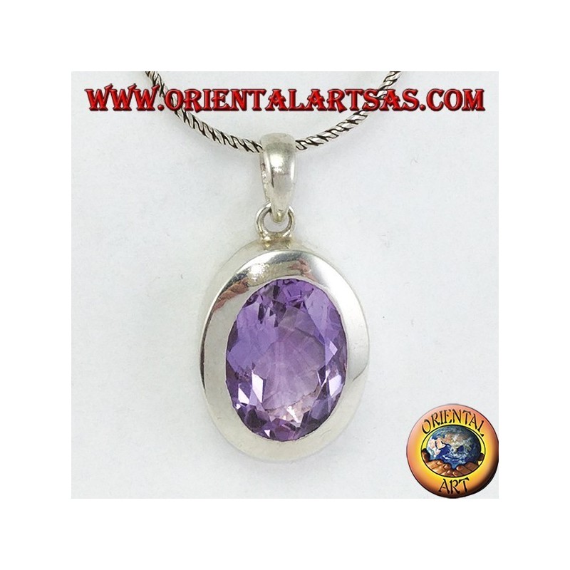Pendentif en argent avec une belle vraie améthyste naturelle avec un cadre simple